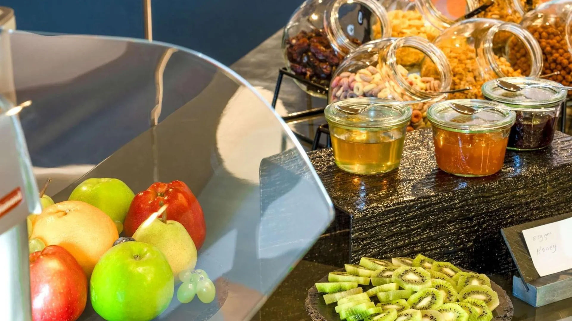 Ibis Styles Batumi Hotel 조지아